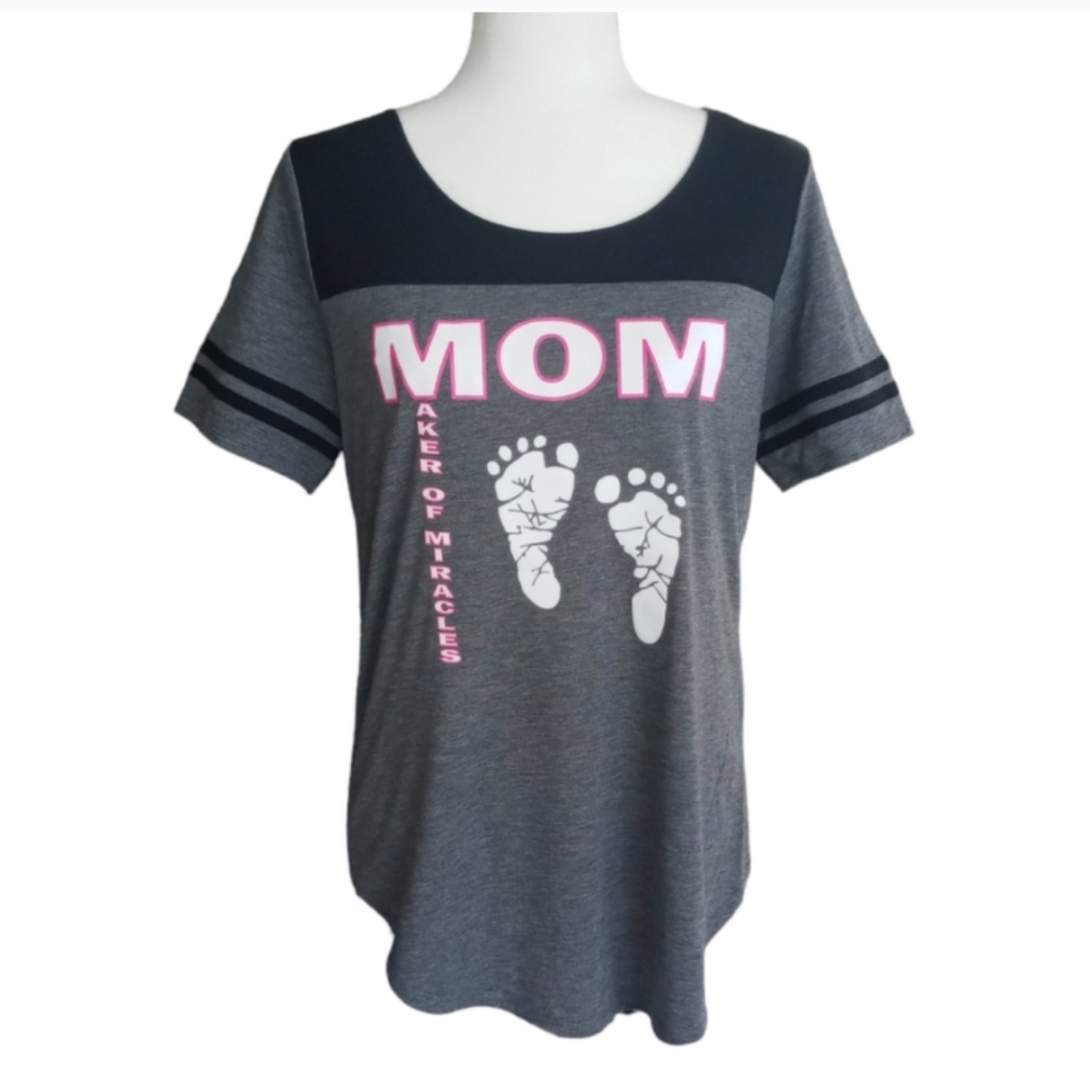 🌻2 LEFT🌻 MOM Maker Of Miracles Graphic Tee Shirt Size Medium